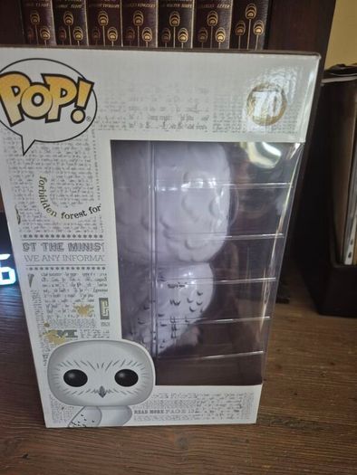 Funko Pop! Hedwig 70 , Special Edition, Super Sized 26cms, 10 inch (Mint & Unopened)