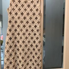 Dress, brand Apricot, knee length