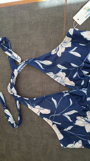 Ladies swimsuit