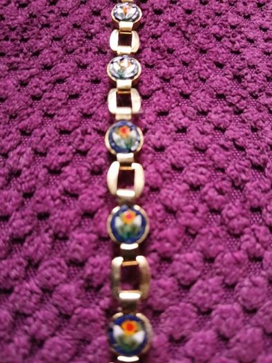 19 cm long Souvenir Bracelet