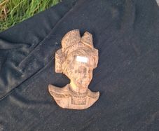 resine head decor postage possible