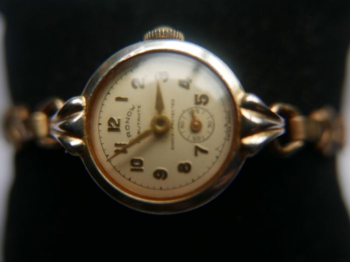 Vintage 1930s CRONOW Rolled Gold Watch - Working Vintage Ladies Manual Wind Up Wrist Watch