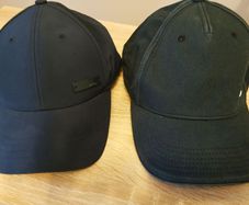 2 men's caps