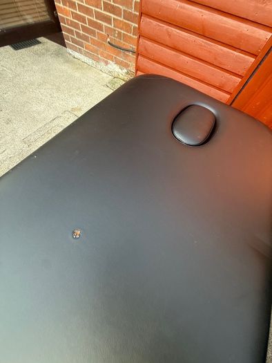massage bed