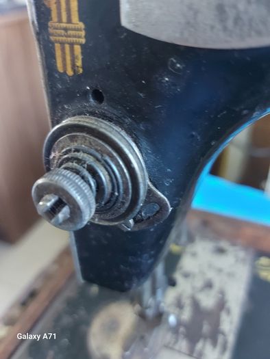 Vintage, Very Old, Singer Sewing Machine, would suit Seamstress window display or Bar memorabilia