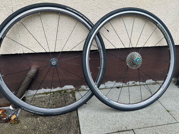 Wheel se Shimano Ultegra  with 11 speed cassette