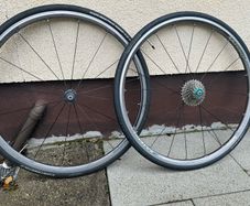 Wheel se Shimano Ultegra  with 11 speed cassette
