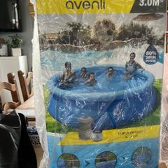 Avenli 3.0 metre ( 10ft) prompt pool set. Brand new in box