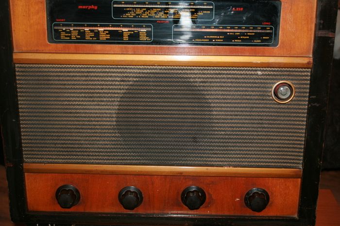 Vintage Murphy Radio  A.218 Works