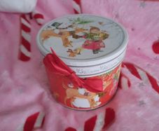 Christmas mug and spoon gift set