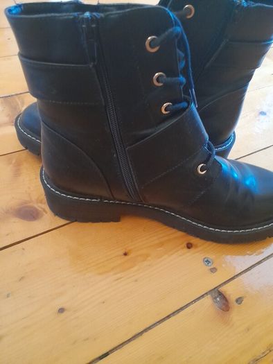 ladies boots