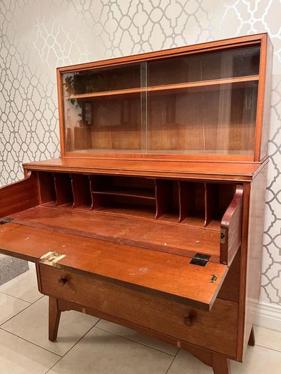 Bespoke solid wood doctors bureau