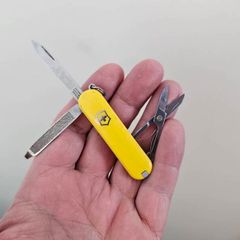 Vintage Victorinox Classic Sd 58mm Swiss Army Knife