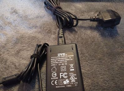 Power Supply 20V current 1.2A