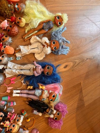 34 LOL dolls + 5 OMG dolls + 9 babies +5 pets & 159 accessories & a LOL doll limited edition car with pool and disco!