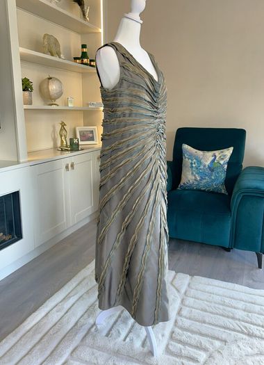 Elegant Ladies Special Occasion Dress with Bolero. Size UK 14 / EU 42