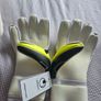 Goalkeeping gloves Image 10