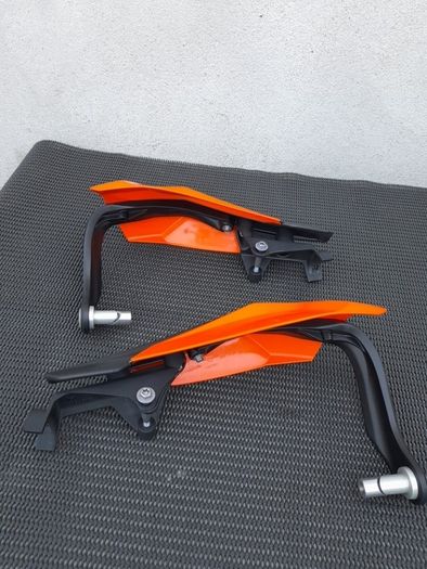 KTM 690 SMCR Handguards
