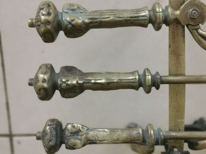Old Gothic Brass companion set