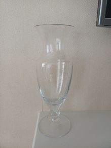 New  Kenneth Turner  Trumpeg Vase 31cm Tall