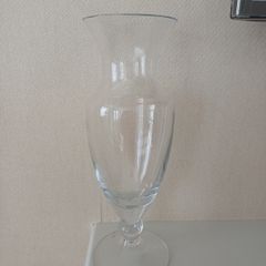 New  Kenneth Turner  Trumpeg Vase 31cm Tall