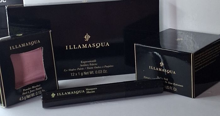 Illamasqua - Makeup Bundle - Brand New