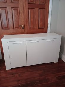 Sideboard Pet litter box