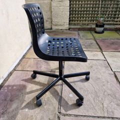 Desk chair