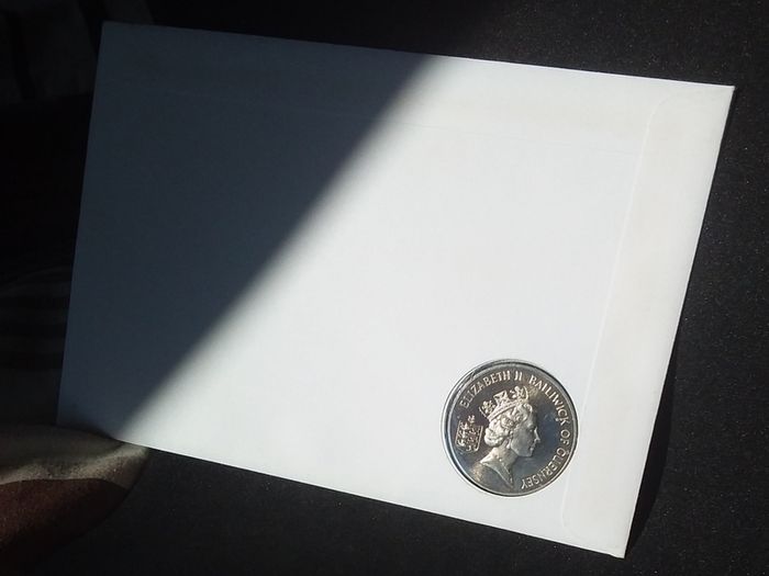 1994 D-Day 50th Anniversary, Guernsey 2 Pound Coin and Stamp First Day Cover, ( Mercury PNC )