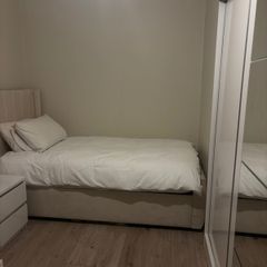 Single gas lift bed with comes with mattress