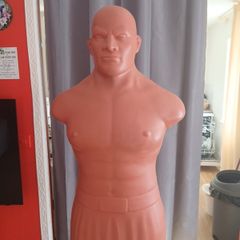 Punch Man Dummy. Freestanding Xl, Height 190 Cm, Body Height 105 Cm,weight 22kg Unfilled, Adjustable Height, In Excellent Condition As New.