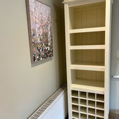 shelving unit