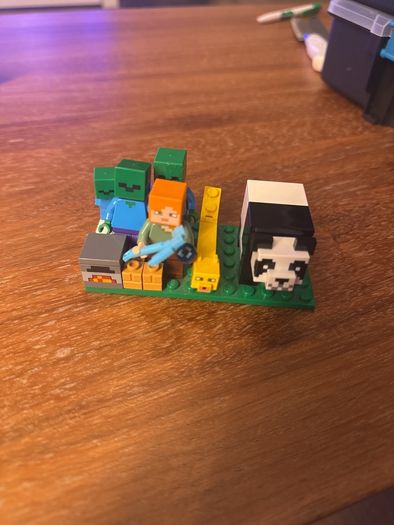Lego Minecraft