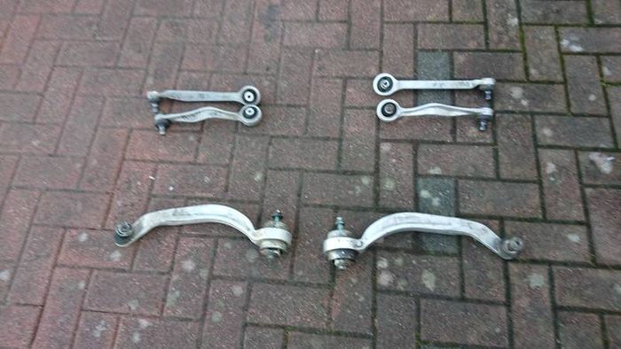 Audi a6 c6 diesel petrol Genuine AUDI lower suspension wishbone control arms.ball joints bushes.S-line 2.0tdi, 2,7 tdi, 3.0 tdi, 2.0 tfsi, 2.4, 3.0 petrol. Parts breaking
