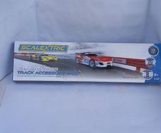 Scalextric  C8191: Crash Barriers With Stickers ( Armco Borders Sports track classic )