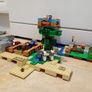 Lego Minecraft 21135 Crafting Box 2.0 Image 2