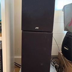 JVC micro Hi-Fi system features black bookshelf speakers with a silver amplifier unit