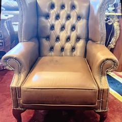Brown chair