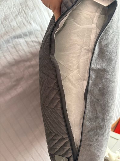 2 grey cushions