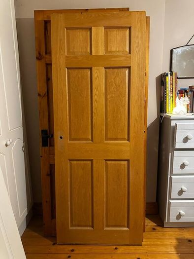 Beautiful Solid Oak Door Excellent Condition.