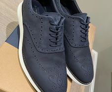 Charles Tyrwhitt - Nubuck Navy Smart Trainers