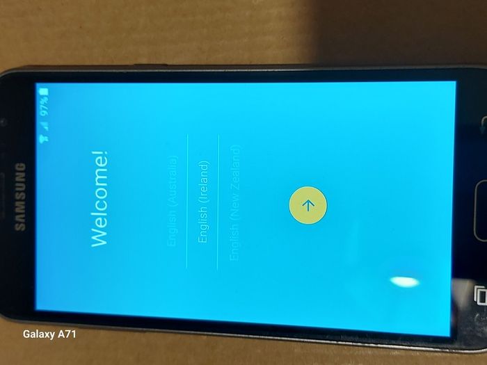 Samsung Galaxy J3 (6), in excellent cosmetic condition, FRP google Locked