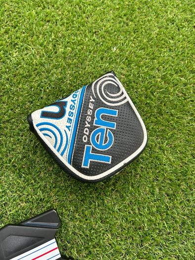 Full set of Taylormade Golf clubs