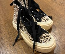 Zara kids trainers size 30