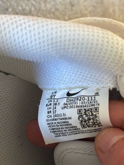 Classic White Leather Nike Air Force 1 Low Trainers UK 5.5