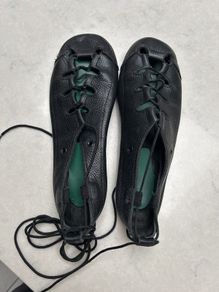dance shoes Poms