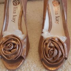 Ladies shoes..BRAND NEW