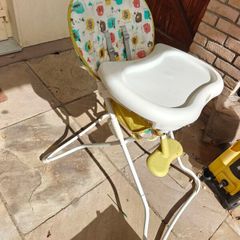 highchair