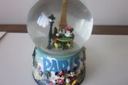 Disney Mickey Minnie Paris Eiffel Tower Snow Globe