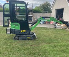 Mini digger. 1.2ton